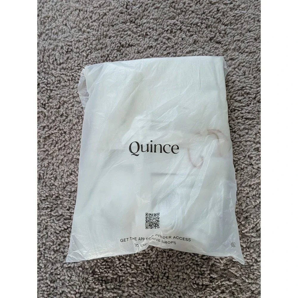 NWT Quince Giza Cotton Sateen Pillowcase Set White King 700 TC